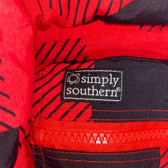 Simply Southern Reversible Leopard Buffalo Sweatshirt - Picture 4 of 4